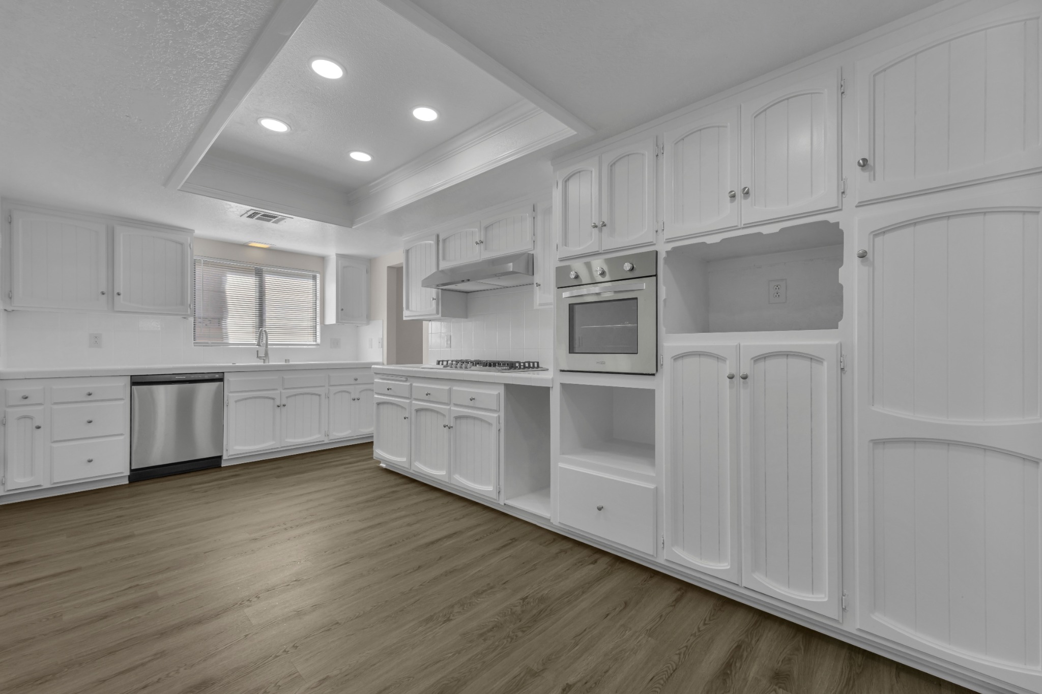 Kitchen cabinetry and appliances at 42865 Normandy Lane